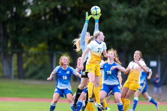 The Vikes women's soccer team endured a disappointing defeat against UBC on Sept. 5 Photo via APShutter.com.