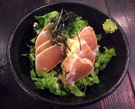Uchida Eatery's donburi tuna (tuna rice bowl) gets a five-star review. Photo by Terri Gower
