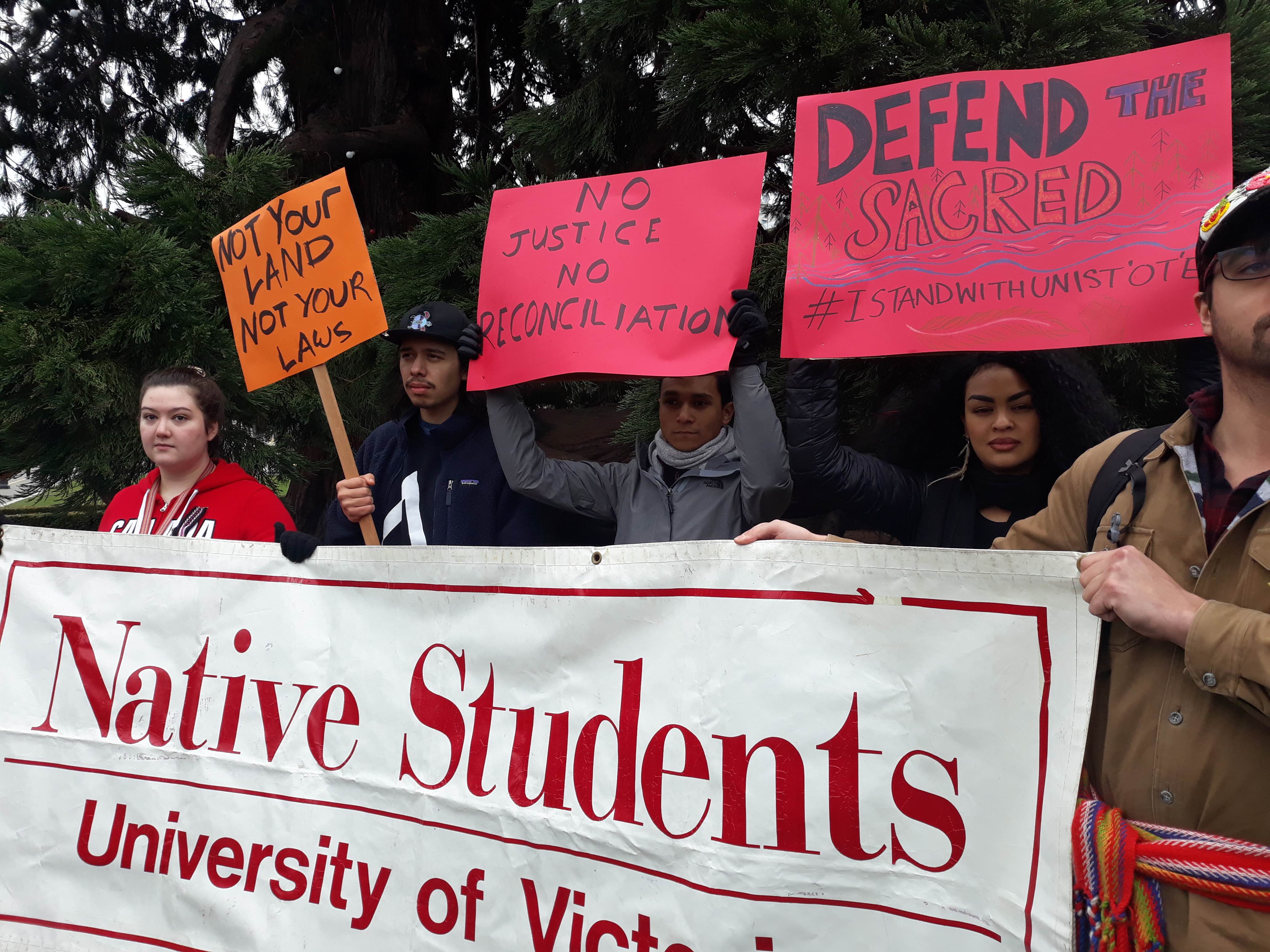 Native Students Union call on UVic to take stance in solidarity with Wet’suwet’en First Nation