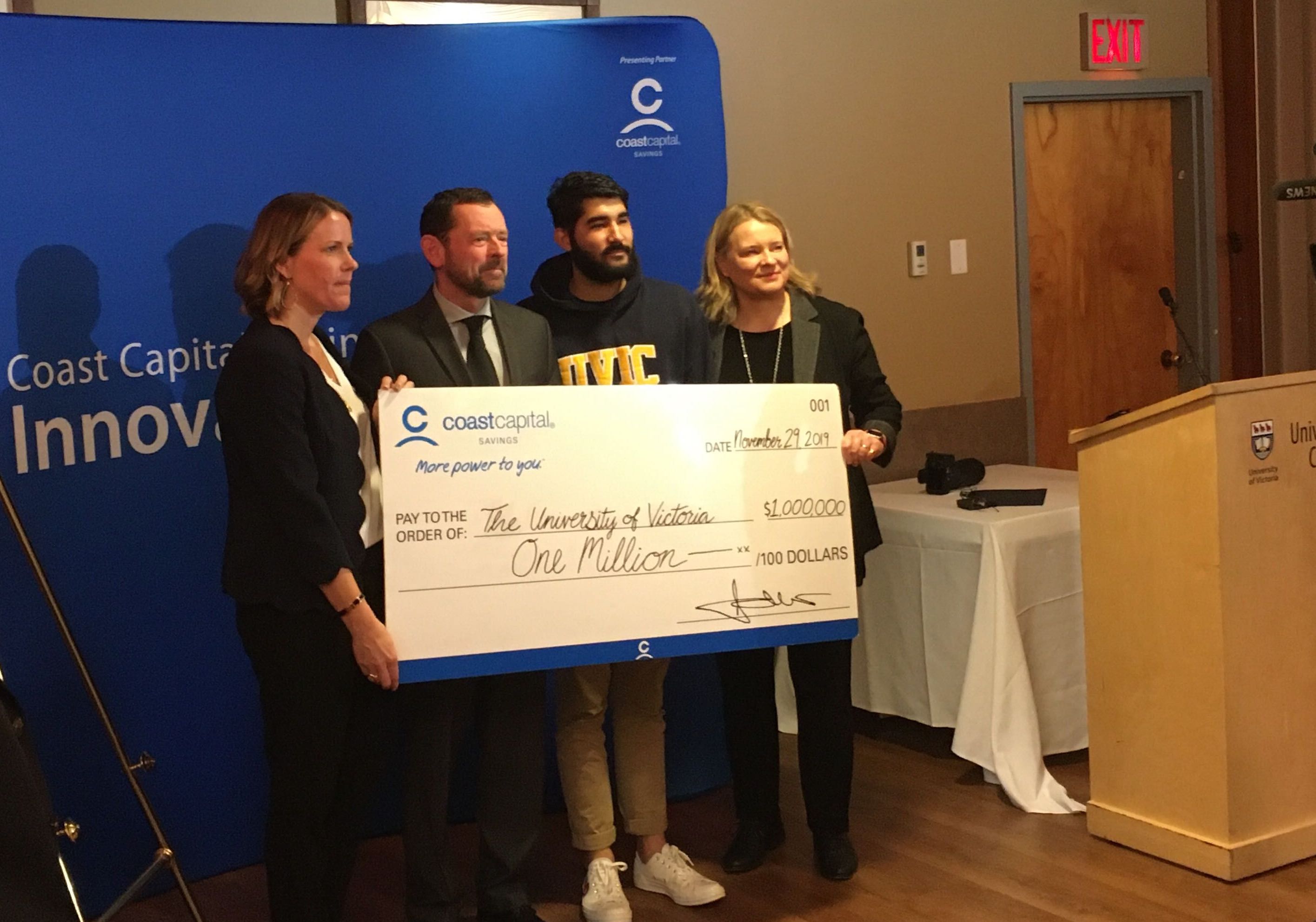 Coast Capital Savings announces one million dollar investment to UVic’s Innovation Centre