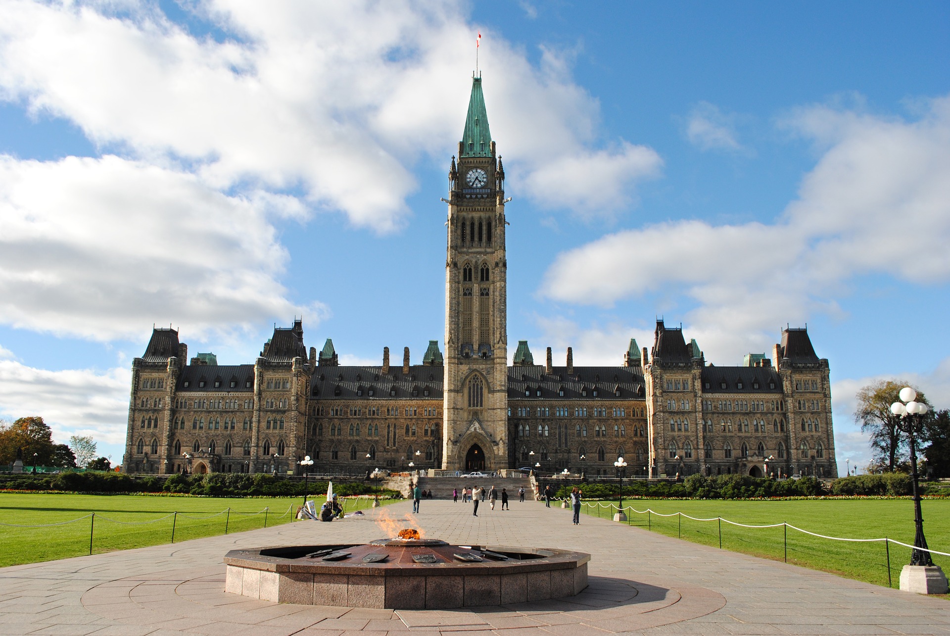 Federal government buildings in Ottawa