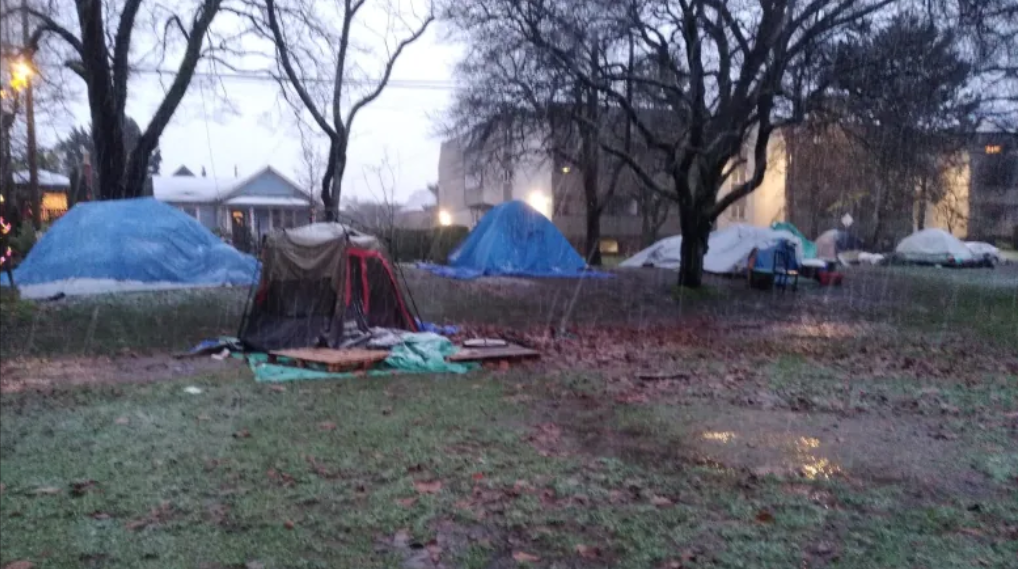 Unhoused to deal with increasingly wet weather as climate change worsens