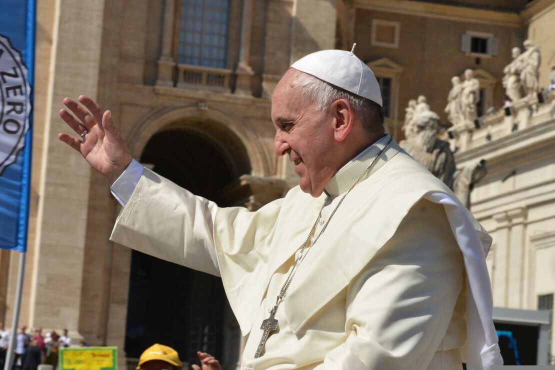 Pope Francis waving, photo by Annett Klingner via Pixabay.