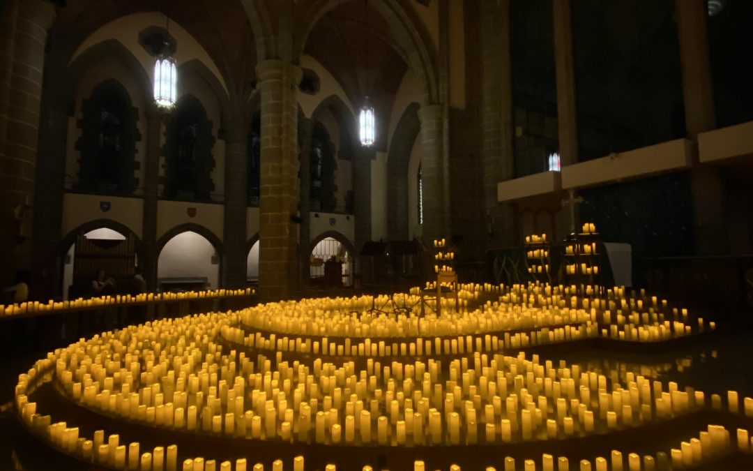 Review: A candlelit tribute to Taylor Swift