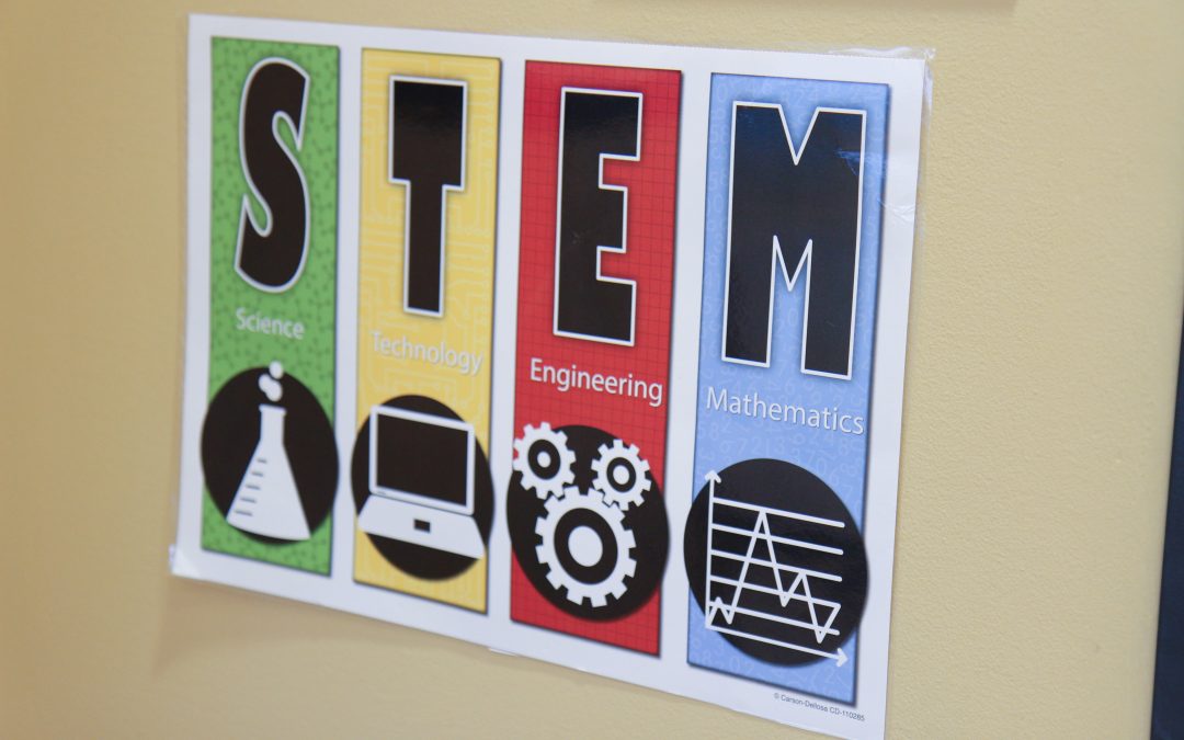 Popular STEM peer mentorship program accepting applications