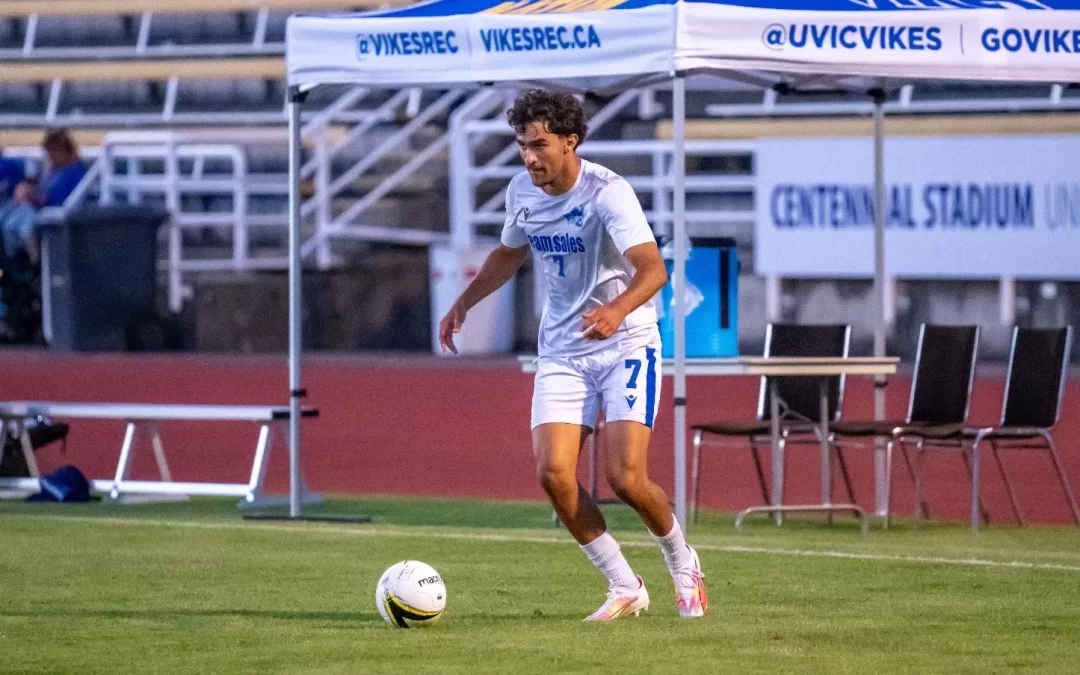 Vikes forward Yassin Guitouni starts final season off strong
