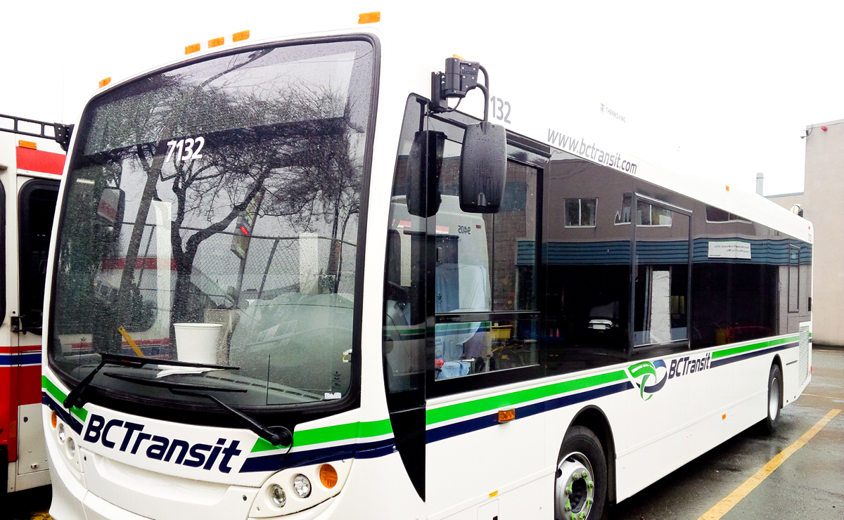 B.C. Transit tests mid-sized bus in Victoria