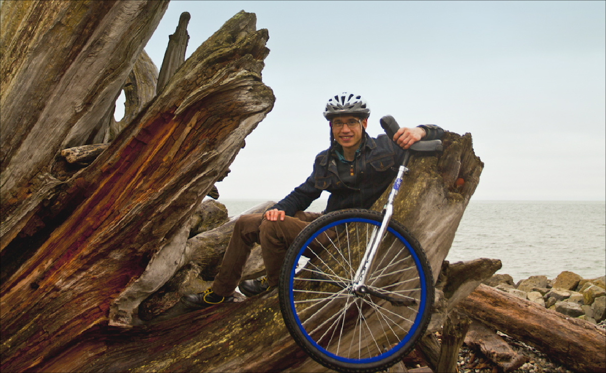 The one-wheeled activist