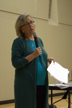 Saanich-Gulf Islands MP Elizabeth May recaps her year in Parliament at the Cedar Hill Rec Centre on Jan. 17, the last of two January town halls in Saanich. –Sarah Allan (photo) 