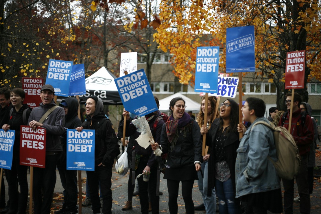 Students came out in solidarity with movements across the country to rally against the cost of post-secondary education on Nov. 2. Photo by Belle White, Photo Editor