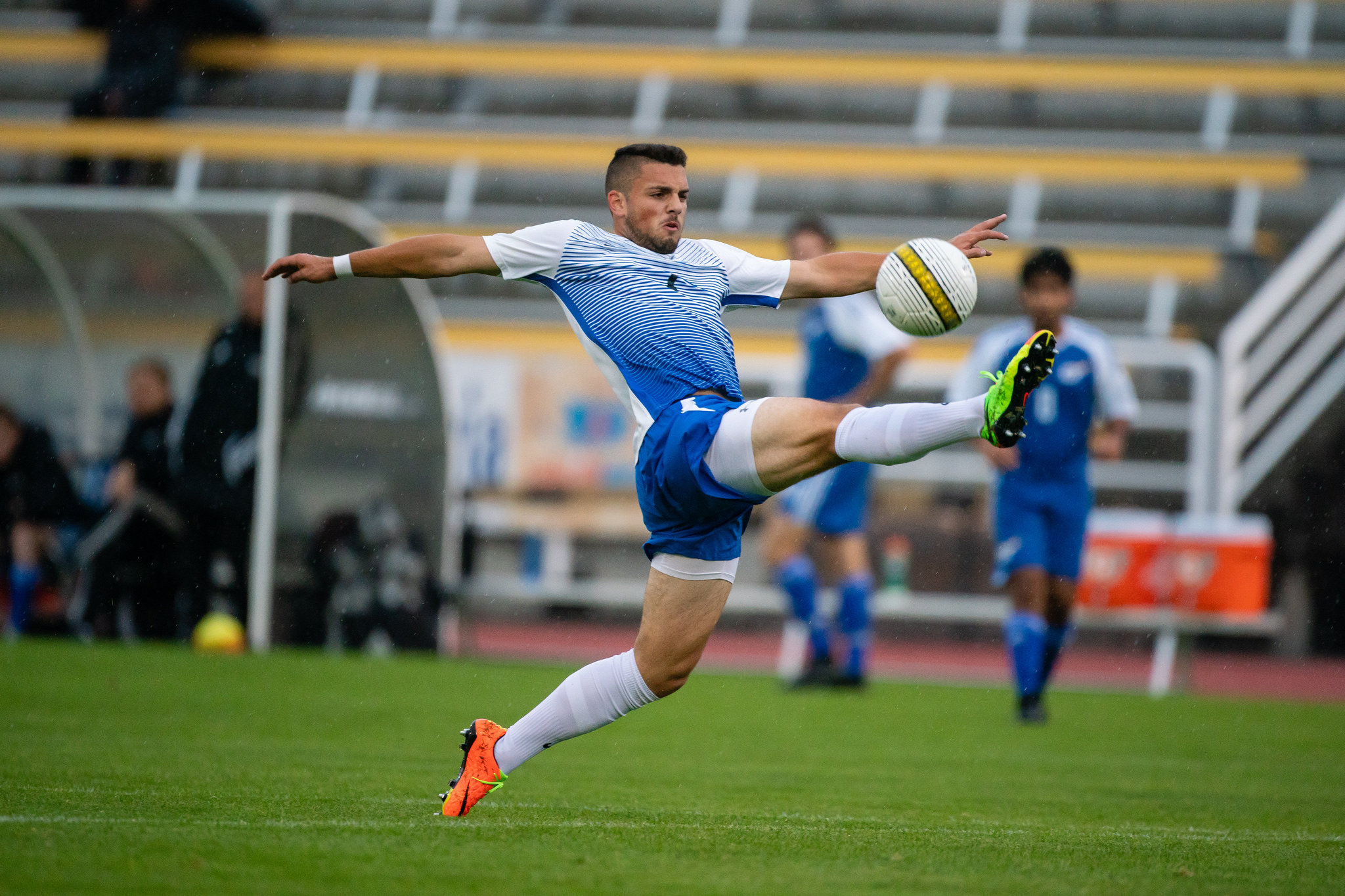 Curtain falls on Vikes Men’s first act