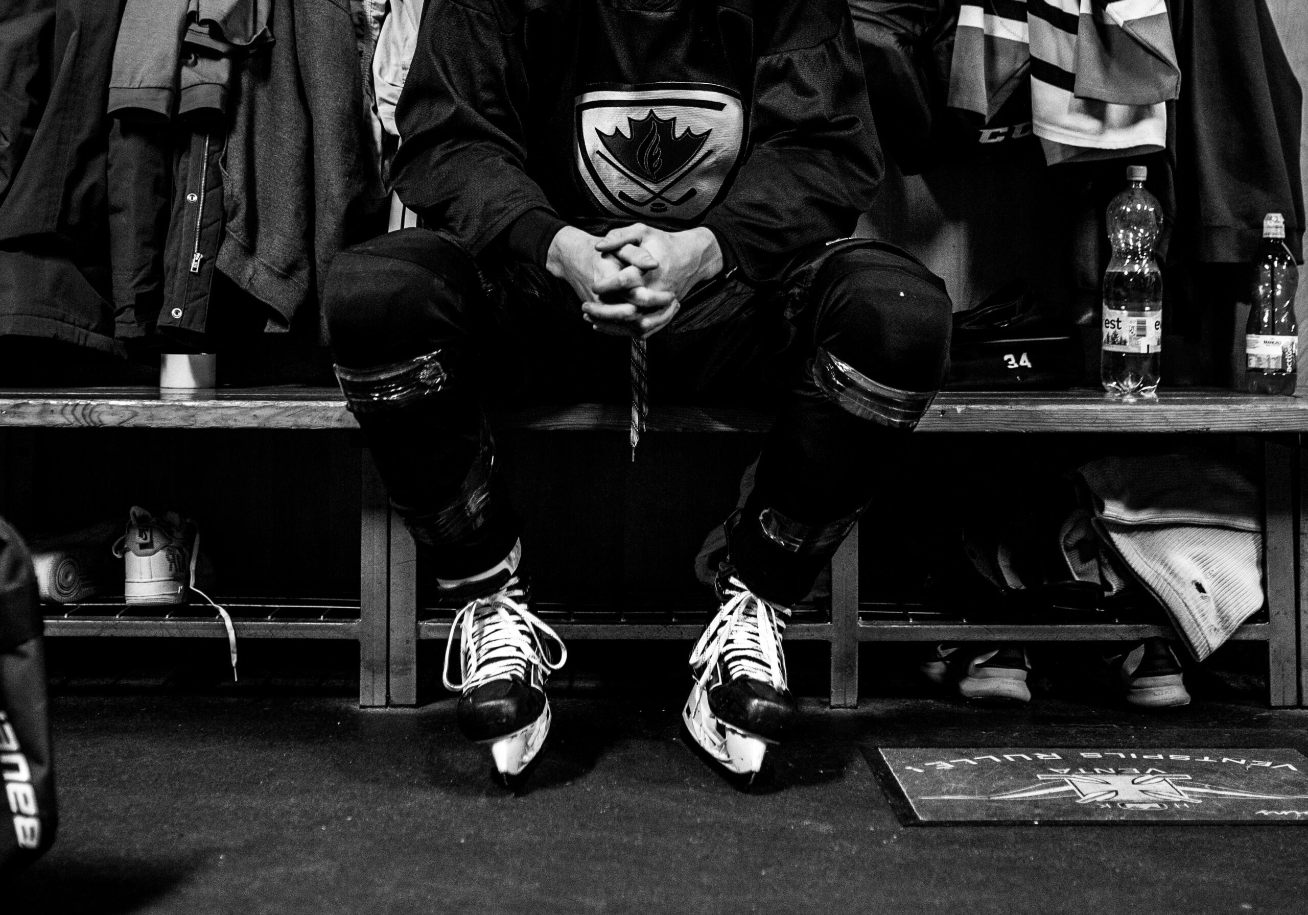 Hockey player. Mark Landman via Unsplash.