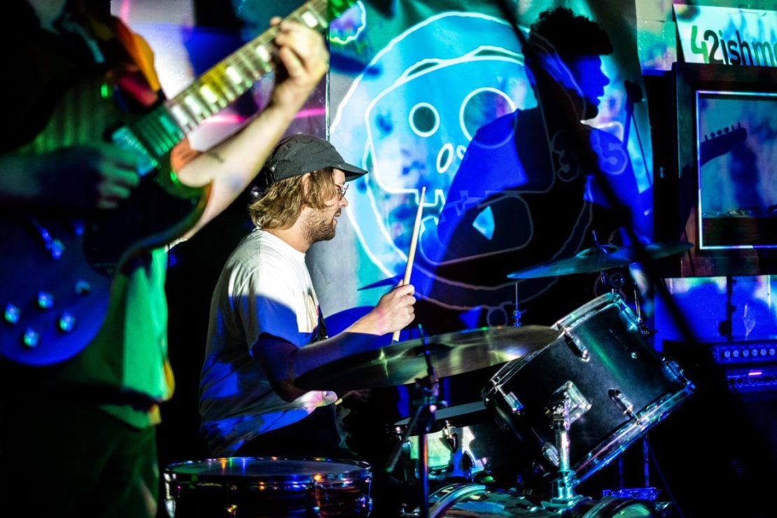 Photo by Clayton Ikuta.