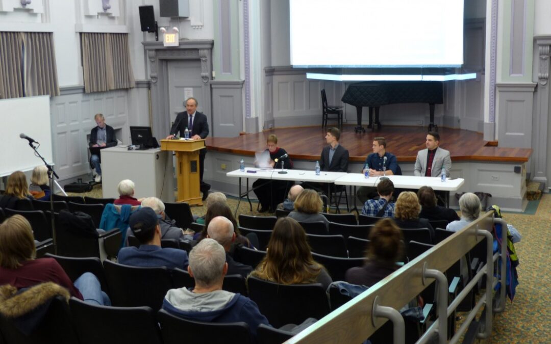 Andrew Weaver hosts town hall on housing; students a no-show