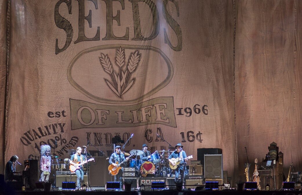 Desert trippin’: Neil Young gets political in California